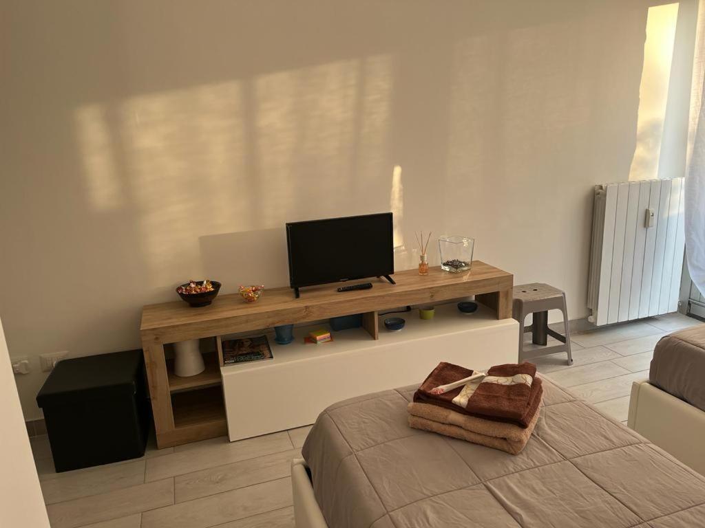 Einaudi Apartment Колоньо Монцезе Екстериор снимка