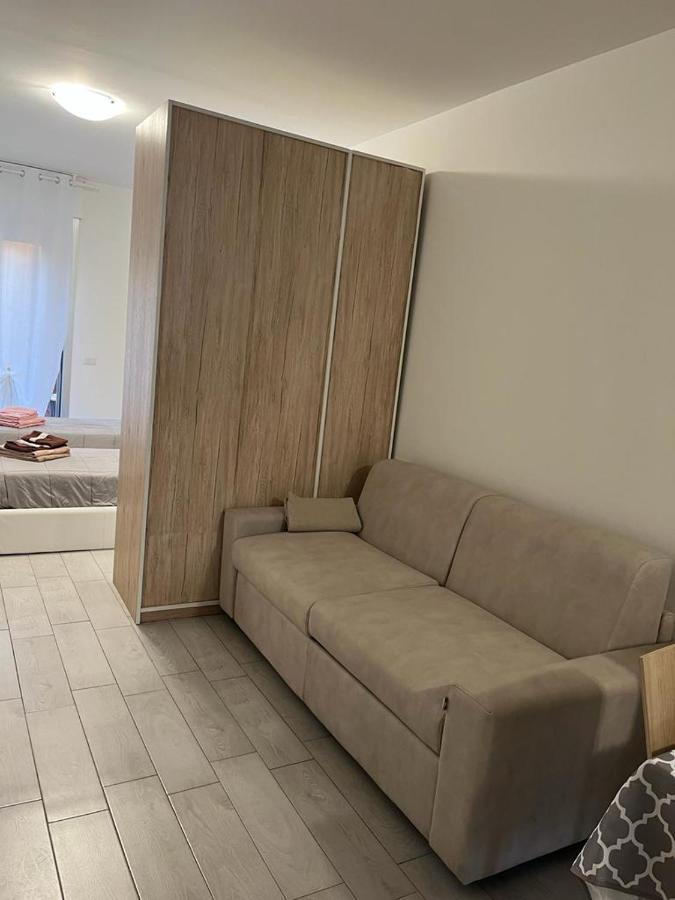 Einaudi Apartment Колоньо Монцезе Екстериор снимка